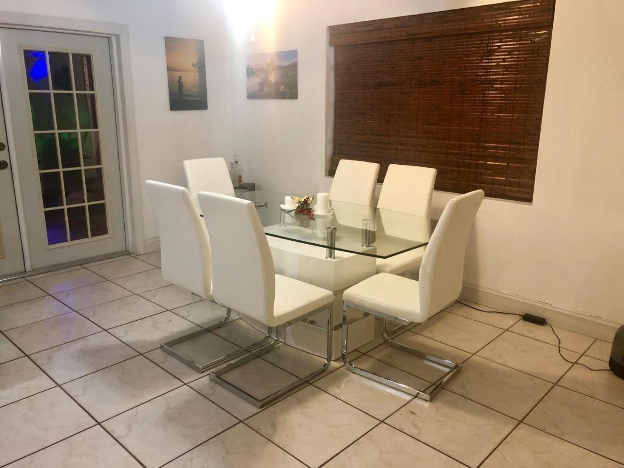 Friendly Family House Apartman Doral Kültér fotó